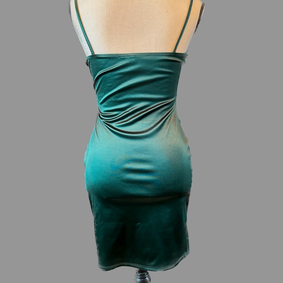 Windsor Emerald Green Ruched Asymmetric Bodycon Dress, Small - Picture 7 of 12